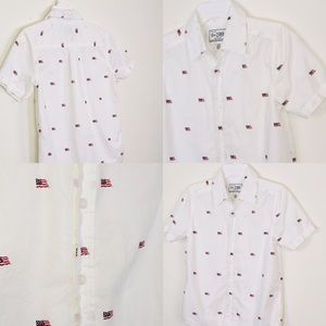 White Shortsleeved Shirt